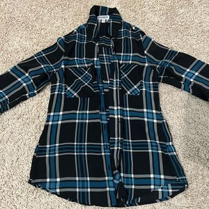 Plaid chiffon blue and black plaid shirt
